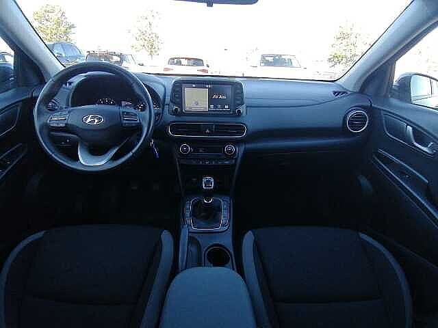 Hyundai KONA Pure KAMERA SHZ PDC USB