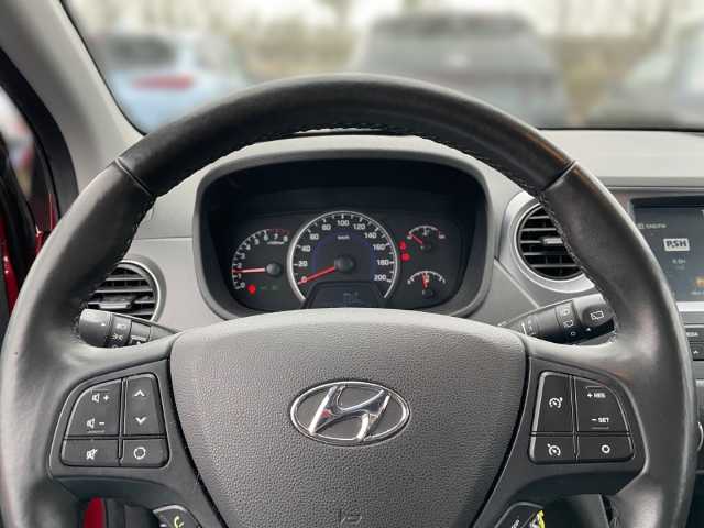 Hyundai i10 1.0 Trend Klima SHZ LHZG CarPlay